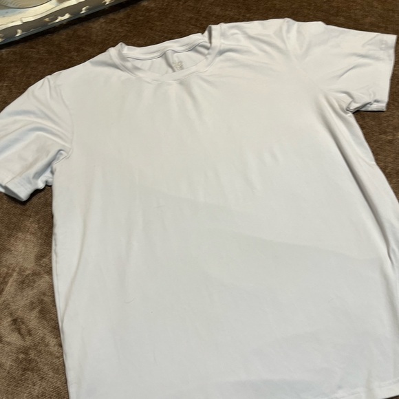 ALO Yoga Other - Alo Men's White T-Shirt -Size Medium